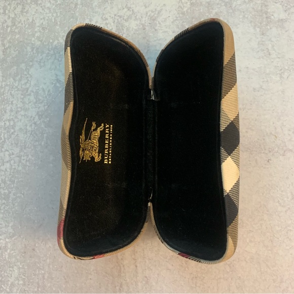 Burberry Novacheck Glasses Case - Picture 8 of 8